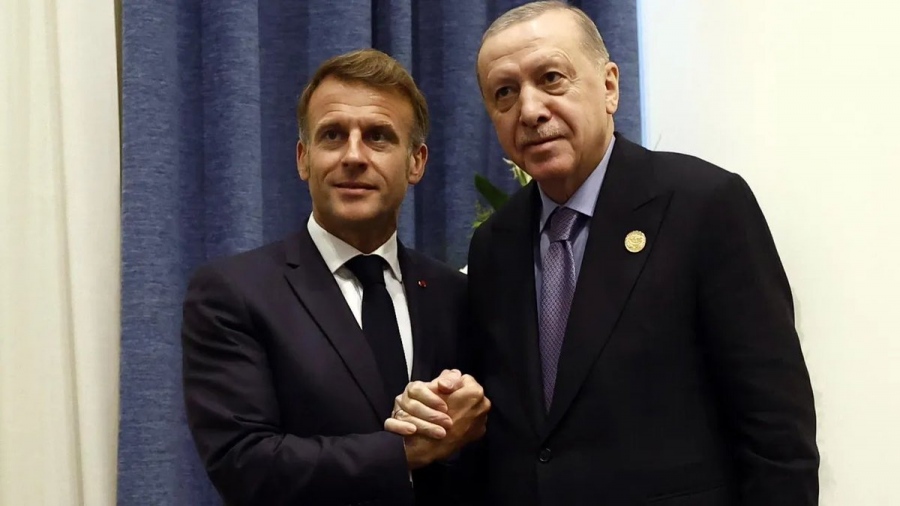 Πισώπλατη μαχαιριά του Macron στην Ελλάδα: Η Γαλλία πουλάει το «υπερόπλο» SAMP/T στην Τουρκία