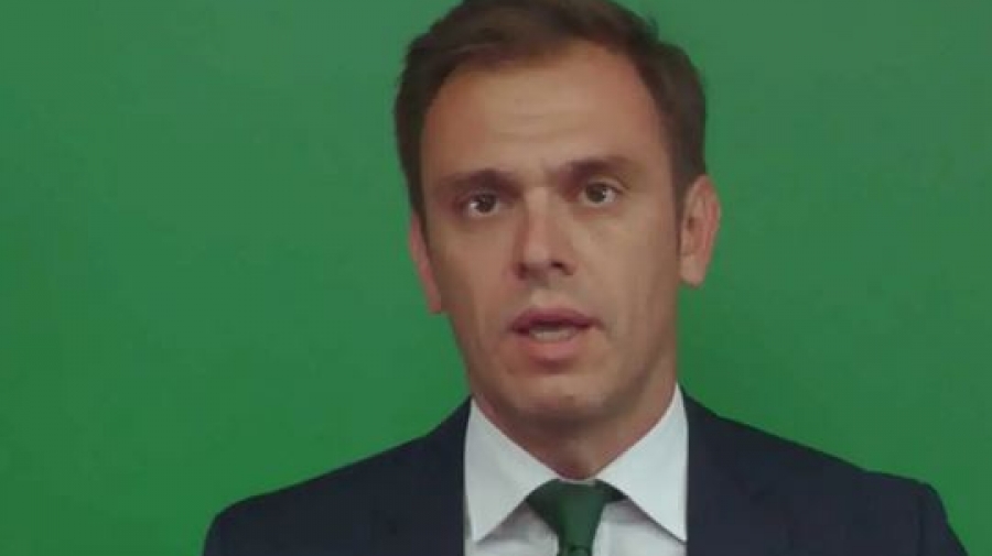Μάντζος (ΠΑΣΟΚ-ΚΙΝΑΛ): Δεν ξέρω αν o Πρωθυπουργός έπεισε ότι ήταν ανήξερος - Απέδειξε ότι είναι ανήμπορος