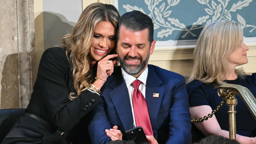 Παντρεύεται και πάλι ο γιος του Donald Trump, απών ο πατέρας του - Μετά την Kimberly Guilfoyle έρχεται η Bettina Anderson