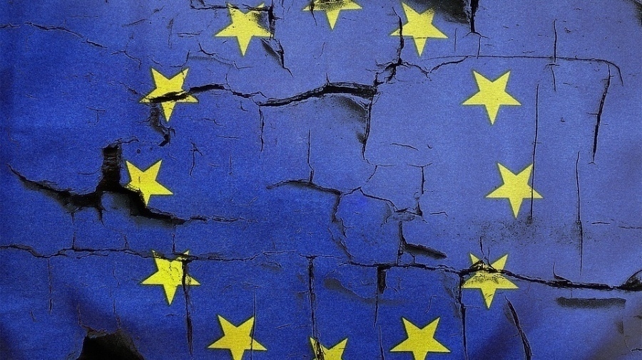 Rage over eurobonds - Common borrowing will be the final act for the euro and a bomb for national economies - EU coup