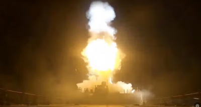 CENTCOM και Trump  επιμένουν ότι τα Στενά του Hormuz είναι ανοικτά  - Φωτιά στη Μέση Ανατολή