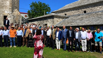 Σάλος στη Σαμαρίνα - Διασύρθηκαν βουλευτές της ΝΔ, τους έδιωξαν από... τον χορό
