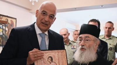 «Αμέριστη στήριξη στη Μονή Σινά» - Συνάντηση του Νίκου Δένδια με τον Αρχιεπίσκοπο της Μονής στο Μετόχι