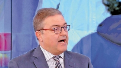 Βασιλακόπουλος: Γιατί παραμένουν ψηλά τα κρούσματα covid – Τι προσφέρει η 4η δόση