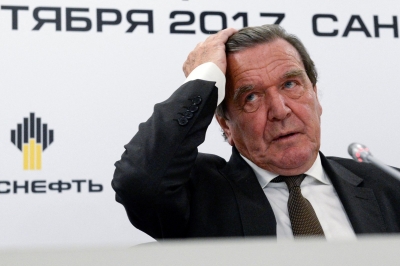 Τέλος ο Schroeder από τη Rosneft – Δεν ανανέωσε το συμβόλαιο του με τη ρωσική εταιρεία