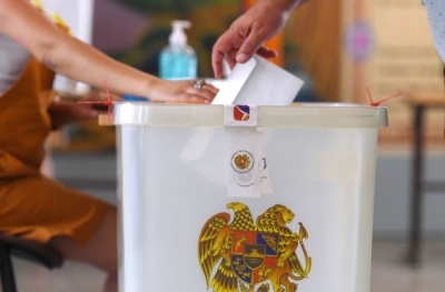 Αρμενία: Η αντιπολίτευση καταγγέλλει εκτεταμένες παραβιάσεις και πολιτική τρομοκρατία στις βουλευτικές εκλογές