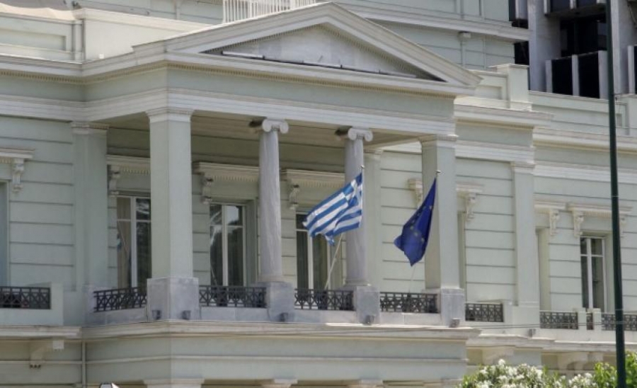 ΥΠΕΞ: Απελαύνονται ως personae non gratae 12 Ρώσοι διπλωμάτες - Ρωσική πρεσβεία: Συγκρουσιακό βήμα