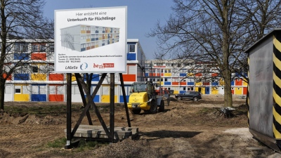 Σάλος στη Γερμανία - Η κυβέρνηση κατασκευάζει κατοικίες για πρόσφυγες εν μέσω στεγαστικής κρίσης