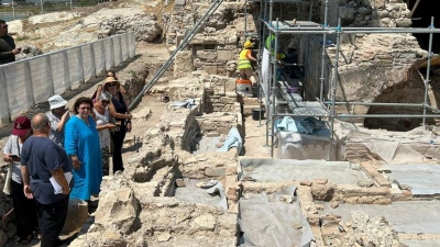 Αυτοψίες Μενδώνη στη Σάμο: Έργα άνω των 20.000.000 ευρώ υλοποιεί το Υπουργείο Πολιτισμού στο νησί