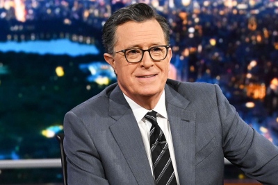 O Stephen Colbert αποχαιρετά το «The Late Show» μετά τις πιέσεις Trump - Κλαίνε με μαύρο δάκρυ o De Niro και τα ρακούν των ΗΠΑ