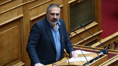 Σφοδρή επίθεση Δημητροκάλλη στη Βουλή για τη διακομματική “βιτρίνα”: Ξεπλένετε τις ευθύνες σας στις πλάτες των αγροτών