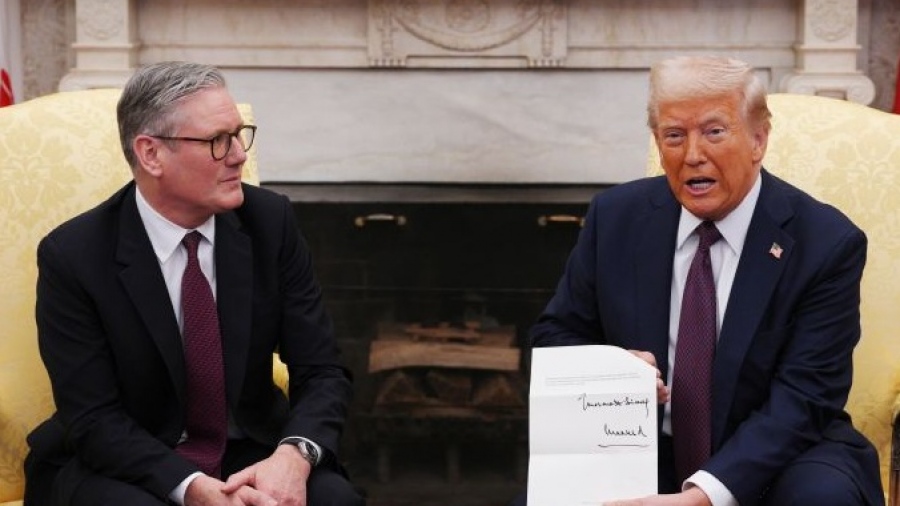 Trump κατά Starmer: Απέτυχε παταγωδώς σε μετανάστευση και ενέργεια – Θα παραιτηθεί