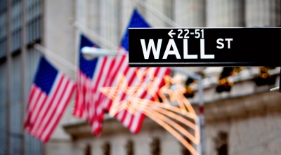 Ανατροπή σκηνικού στη Wall μετά το sell off... ενεργοποιήθηκαν οι επαναγορές ιδίων μετοχών - Στο +0,3% ο S&P 500, ο Nasdaq +0,63% από -4%