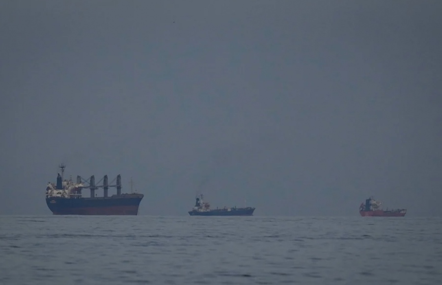 Σκληρές προειδοποιήσεις του Ιράν προς Μπαχρέιν και Εμιράτα  για τη στάση του στα Στενά του Hormuz