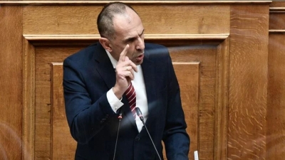 Βουλή – Γεραπετρίτης: Ώρα να φεύγετε κε Πρόεδρε – Τσίπρας: Δεν είστε εκλεγμένος βουλευτής