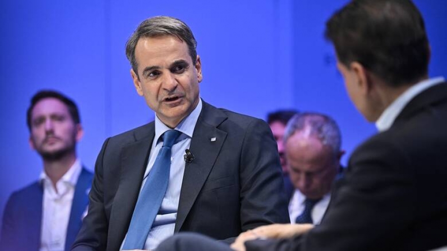 Μητσοτάκης στο Νταβός: Η Ελλάδα έχει γυρίσει σελίδα - Επαφές με BlackRock, Summers
