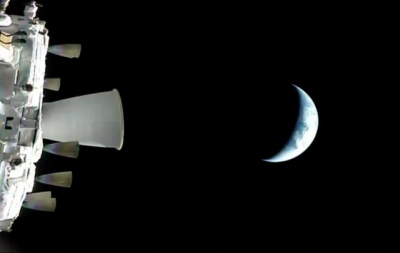 Το Artemis II έγραψε ιστορία: Άγγιξε τη Σελήνη και έσπασε κάθε ρεκόρ απόστασης (vid)