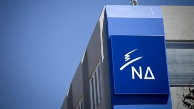 Όλο και περισσότεροι «γαλάζιοι» κοιτούν προς τις Βρυξέλλες καθώς μπορεί να μείνουν εκτός Βουλής