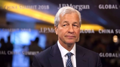 O επικεφαλής της J P Morgan Jamie Dimon προειδοποιεί για κάτι δραματικά χειρότερο από την σκληρή ύφεση