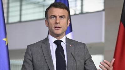 Καρφί με χιούμορ από Macron σε Trump και βασιλιά Κάρολο: Θα ήταν υπέροχο να μιλάνε γαλλικά οι Αμερικανοί