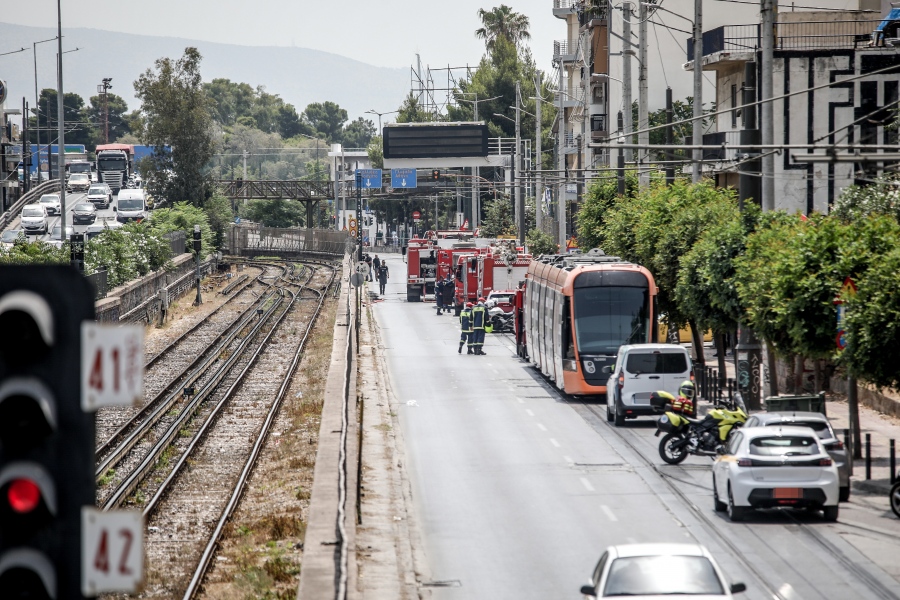 Λήξη συναγερμού στον Πειραιά - Αναθυμιάσεις από δεξαμενές κλειστού πρατηρίου κινητοποίησαν τις αρχές