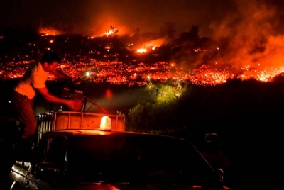 Έρευνα για τη φονική πυρκαγιά στην Κερατέα με τις ανυπολόγιστες καταστροφές - Ελεύθεροι οι δύο υπάλληλοι του ΔΕΔΔΗΕ