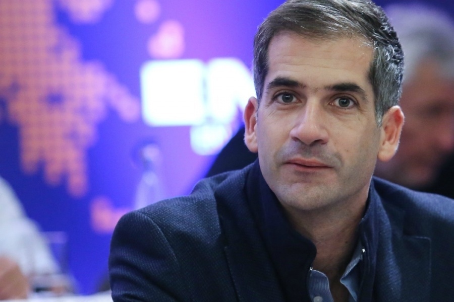 Ο Μπακογιάννης ξαναβρήκε το δρόμο για την Κυψέλη και τα Πατήσια, άφαντη η Κεφαλογιάννη…