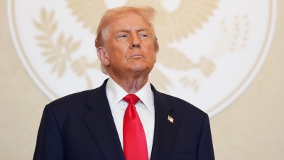 Κατήφορος Trump στον δρόμο για τις ενδιάμεσες εκλογές - Το 56% των Αμερικανών δηλώνει απογοητευμένο από τη 2η θητεία του