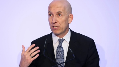 Kocher (ΕΚΤ): Παραμένει η πληθωριστική απειλή στην Ευρωζώνη παρά την ειρήνη στη Μέση Ανατολή
