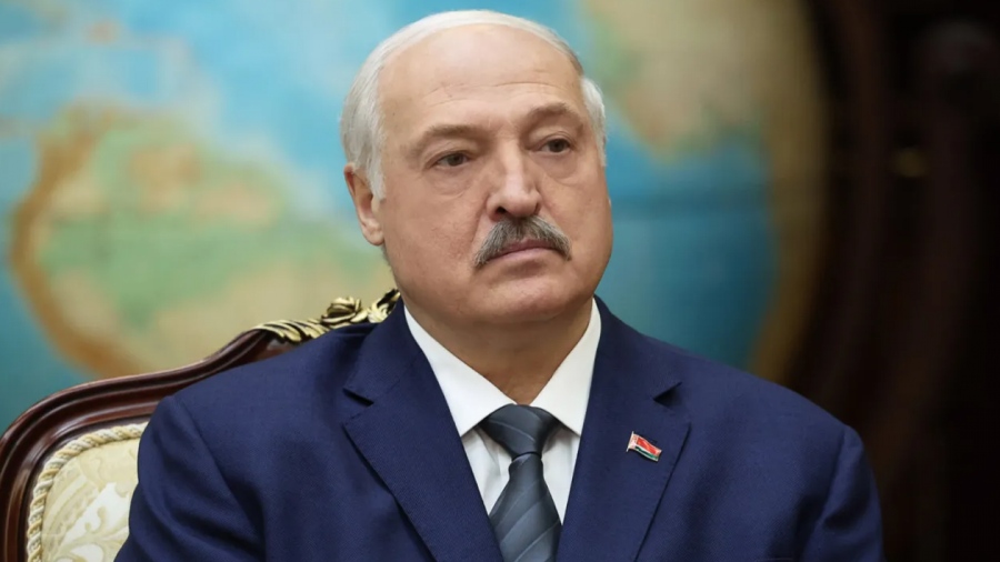 Τρομακτική απειλή Podolyak (σύμβουλος Zelensky) κατά Lukashenko: «Εάν θέλει να ζήσει, να σωπάσει» - Αντιδράσεις στην Ουκρανία
