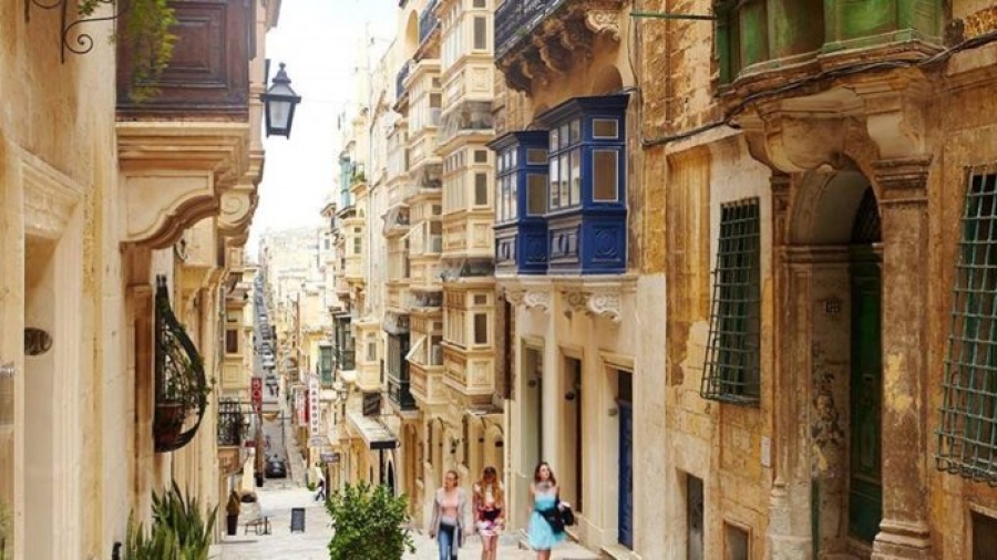 Ποια χώρα της Ευρώπης παίρνει μέτρα για απείθαρχους τουρίστες