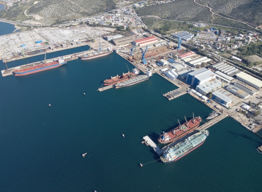 Τα Ναυπηγεία Σκαραμαγκά υπογράφουν μνημόνιο συνεργασίας με την Hyundai Heavy Industries για πολεμικά πλοία και σκάφη του Λιμενικού