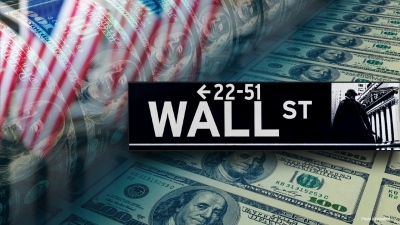 Μεγάλη σκακιέρα για τα funds η Wall Street - Κόντρα σε Soros και Bridgewater ο Mr Big Short, στο επίκεντρο οι τράπεζες