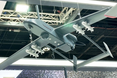 Κοσμοσυρροή στο περίπτερο της Ρωσίας στο Dubai Airshow 2025 – Εντυπωσιακή παρουσίαση του αναβαθμισμένου UAV Forpost-RE