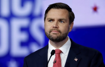 J.D. Vance: Τρέλα του Biden τα 300 δισ. δολ. στην Ουκρανία – Δεν ήθελε πραγματικά ειρήνη