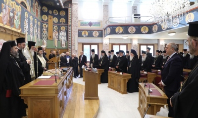 Ιερά Σύνοδος: Έκτακτη σύγκληση για τον γάμο των ομόφυλων ζευγαριών
