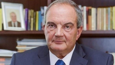 Με πατριωτική ατζέντα, Ορθοδοξία και «είμαστε Μακεδόνες» η νέα παρέμβαση Καραμανλή