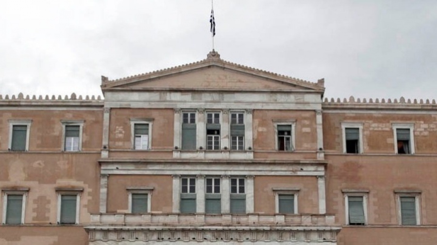 Πρόταση μομφής για τη μονταζιέρα στα Τέμπη - Κασσελάκης: Να φύγει ο Μητσοτάκης - Γεωργιάδης: Θέλουν να μας ρίξουν