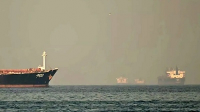 IRGC: 24 εμπορικά πλοία διέσχισαν τα Στενά του Hormuz υπό την προστασία του Ιράν