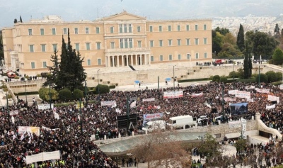 Οι Έλληνες με οργή απορρίπτουν τα συστημικά κόμματα  - Τέλος ηγεμονίας Μητσοτάκη