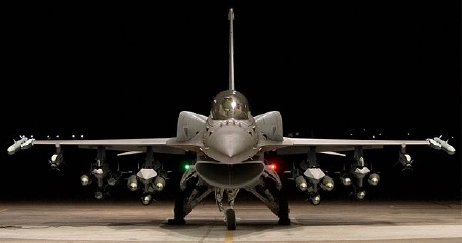 Μυστήριο με την πτώση στρατιωτικού αεροσκάφους στις ΗΠΑ – Φουντώνουν τα σενάρια για UFO στον αμερικανικό εναέριο χώρο