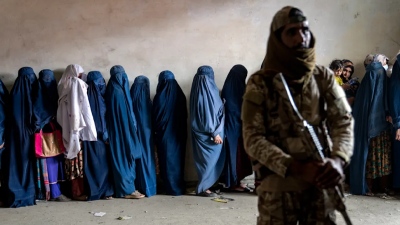 Σκοταδισμός - Οι Taliban νομιμοποιούν την βία κατά γυναικών και παιδιών