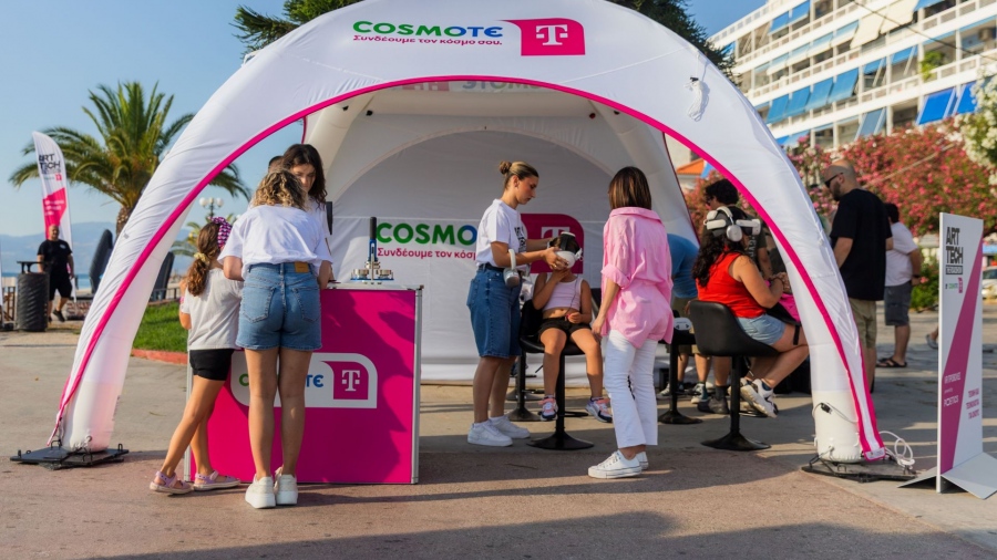 COSMOTE TELEKOM ART/ TECH - The Roadshow: Ψυχαγωγία, τέχνη και τεχνολογία για όλους σε 16 πόλεις και νησιά της Ελλάδας