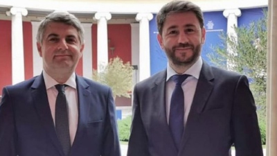 Εμφύλιο στο ΠΑΣΟΚ φέρνει η διαγραφή Κωνσταντινόπουλου – Ο Ανδρουλάκης έβαλε μπουρλότο στο Συνέδριο και δίχασε τα στελέχη