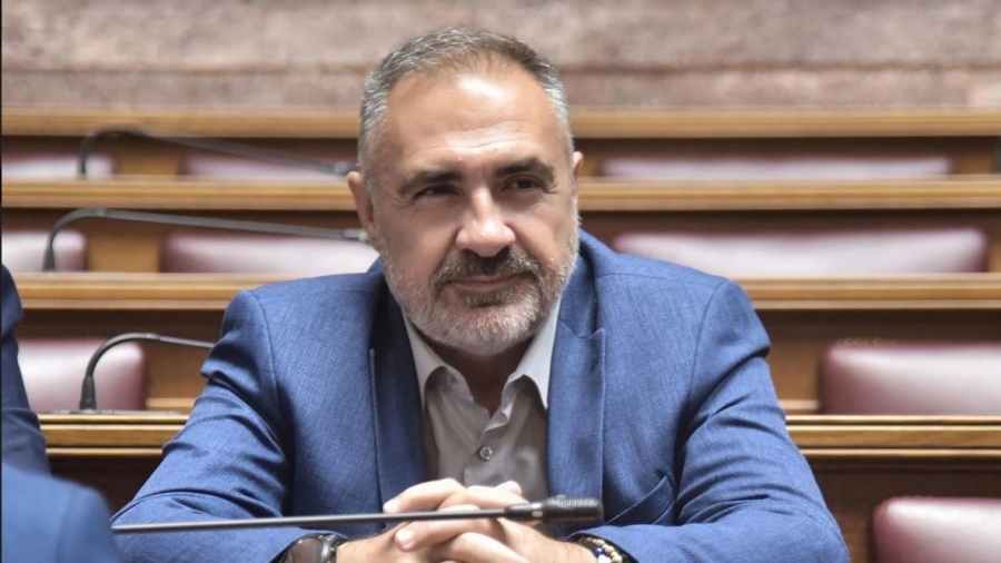 Στη Βουλή το δημογραφικό: Ερώτηση Δημητροκάλλη με αιχμές κατά ΝΔ μετά το καμπανάκι από Financial Times και Elon Musk