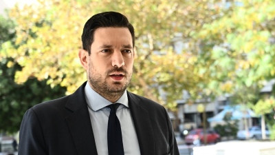 Νέο κατόρθωμα Κυρανάκη – Τα έσπασε με τους ταξιτζήδες και άνοιξε μέτωπο με τον παντοδύναμο γαλάζιο Λυμπερόπουλο