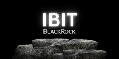 Οι θέσεις ETF της BlackRock ξεπερνούν τις 700.000 Bitcoin – Πολύ πάνω από το «Strategy» του Saylor