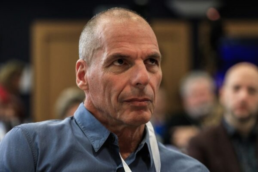 Ο Βαρουφάκης διακόπτει τη συνεργασία του με την ΑΡΑΣ μετά το άγριο ξύλο στο Πολυτεχνείο