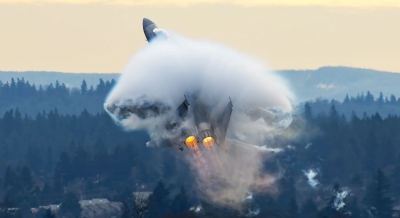 Πλάνα που κόβουν την ανάσα - Το F-15 την ώρα της δράσης με τους… Redhawks