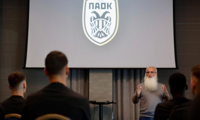 Σαββίδης από τα παλιά – Ομιλία στους παίκτες του ΠΑΟΚ: Θέλω να μπείτε και να «πεθάνετε» στο γήπεδο  για τη νίκη
